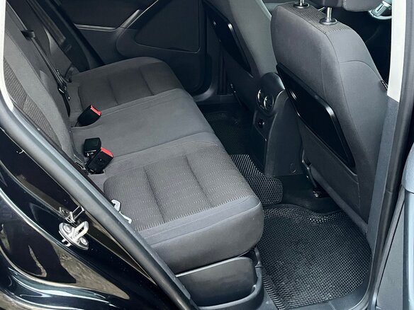 2011 Volkswagen Tiguan I Рестайлинг, чёрный, 1550000 рублей - вид 7