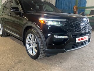 2021 Ford Explorer VI, чёрный, 7000000 рублей, вид 3