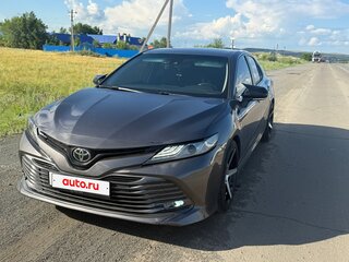 2018 Toyota Camry US Market VIII (XV70), серый, 2800000 рублей, вид 1