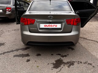 2009 Kia Cerato 5-speed II, серый, 680000 рублей, вид 4