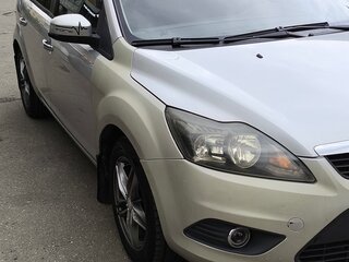 2010 Ford Focus II Рестайлинг, серебристый, 490000 рублей, вид 3
