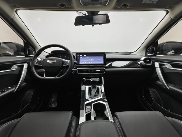 2025 Geely Binyue I Рестайлинг 2, белый, 1590000 рублей - вид 13