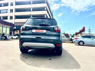2017 Ford Kuga II Рестайлинг, серый, 1500000 рублей, вид 3