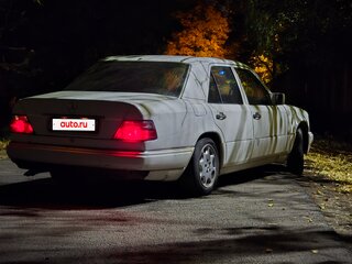 1991 Mercedes-Benz W124 230, белый, 270000 рублей, вид 4