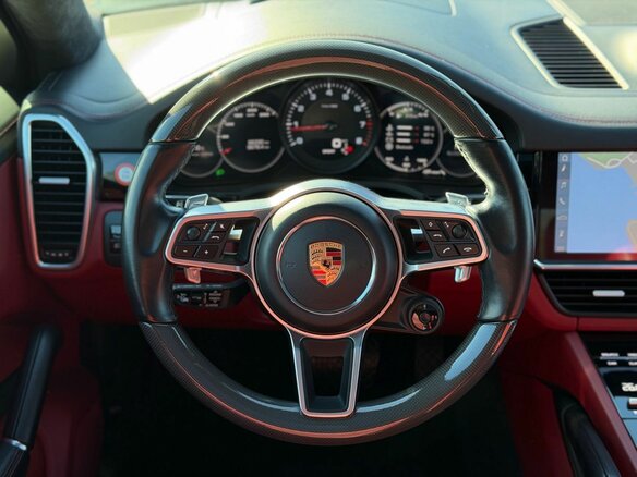 2019 Porsche Cayenne Coupé III, серый, 7720000 рублей - вид 22
