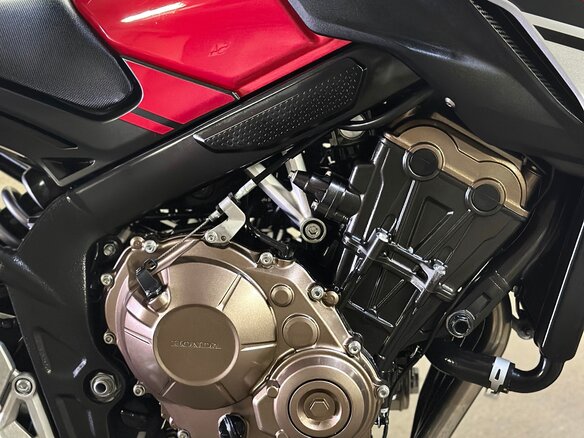 2017 Honda CB 650F, красный, 725000 рублей - вид 4
