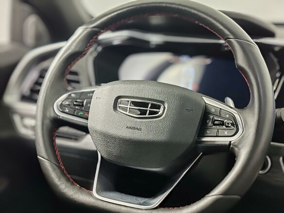 2023 Geely Tugella I Рестайлинг, чёрный, 2589000 рублей - вид 19