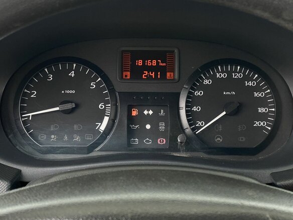 2014 Lada (ВАЗ) Largus I, серебристый, 589000 рублей - вид 13