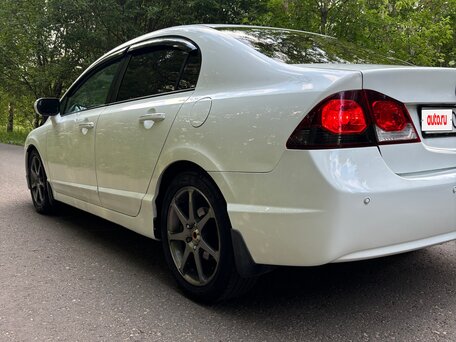 2010 Honda Civic VIII Рестайлинг, белый, 730000 рублей, вид 5