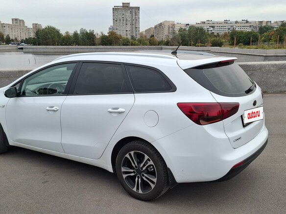2013 Kia Ceed II, белый, 1000000 рублей - вид 1