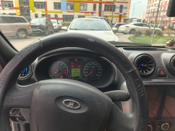 2012 Lada (ВАЗ) Granta I, серебристый, 360000 рублей - вид 14