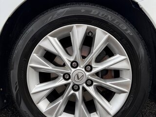 2012 Lexus ES 300h VI, белый, 2000000 рублей, вид 4