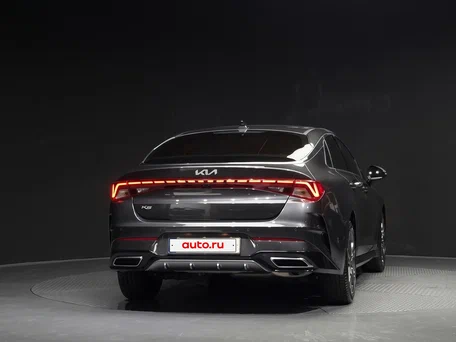 2023 Kia K5 III, серый, 2235000 рублей, вид 4