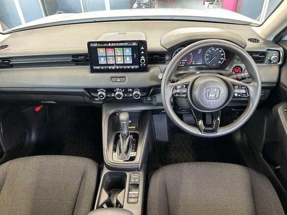 2022 Honda Vezel II, белый, 1720000 рублей - вид 15