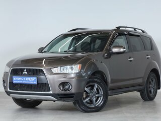 2011 Mitsubishi Outlander II Рестайлинг, коричневый, 1439000 рублей, вид 3