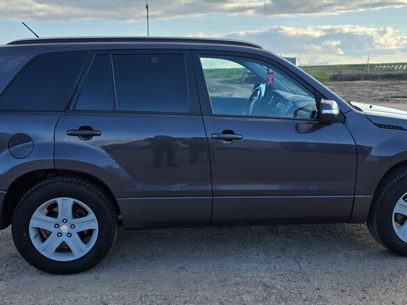 2011 Suzuki Grand Vitara II Рестайлинг, серый, 1050000 рублей - вид 4