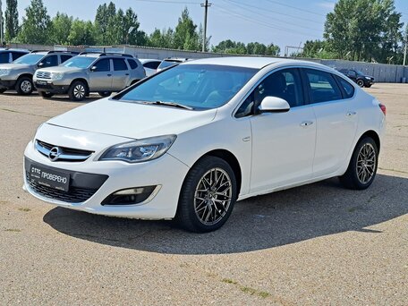 Opel Astra J Рестайлинг