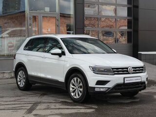 2017 Volkswagen Tiguan II, белый, 2090000 рублей, вид 3