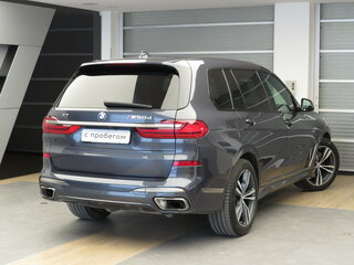 2020 BMW X7 M50d I (G07), серый, 8360000 рублей, вид 2