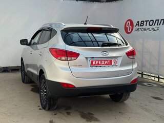 2010 Hyundai ix35 I, серебристый, 1020000 рублей, вид 3