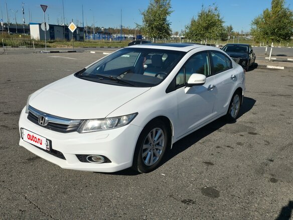 2012 Honda Civic IX, белый, 1050000 рублей - вид 1