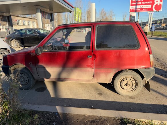 2002 Lada (ВАЗ) 1111 Ока, красный, 65000 рублей - вид 3