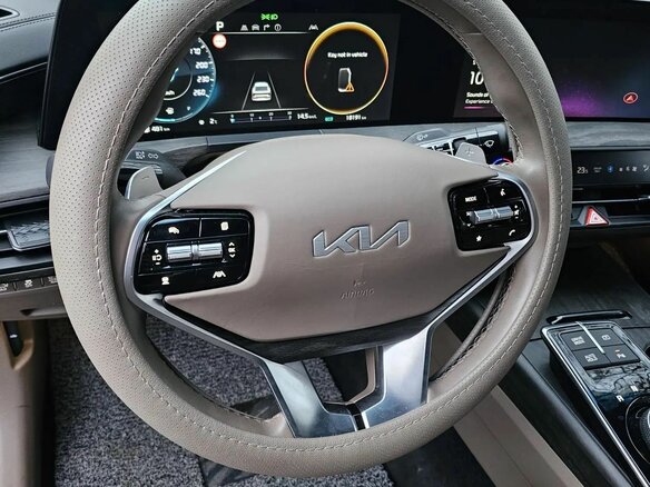 2021 Kia K8 I, чёрный, 4000000 рублей - вид 11