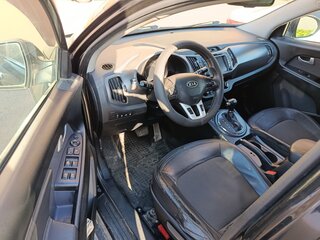 2011 Kia Sportage III, чёрный, 940000 рублей, вид 3