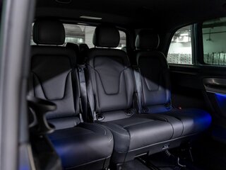 2026 Mercedes-Benz V-Класс Extra Long 300 d экстра длинный III (W447) Рестайлинг 2, чёрный, 15653000 рублей, вид 3