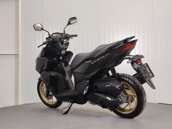 2024 Honda Click, чёрный, 349000 рублей - вид 5