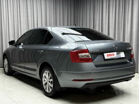 2017 Skoda Octavia III (A7) Рестайлинг, серый, 1799000 рублей, вид 4