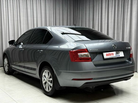 2017 Skoda Octavia III (A7) Рестайлинг, серый, 1799000 рублей - вид 4