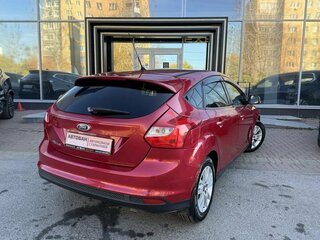2013 Ford Focus III, красный, 759000 рублей, вид 5
