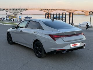 2021 Hyundai Elantra VII (CN7), серый, 2300000 рублей, вид 3