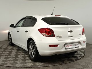 2013 Chevrolet Cruze I Рестайлинг, белый, 840000 рублей, вид 5