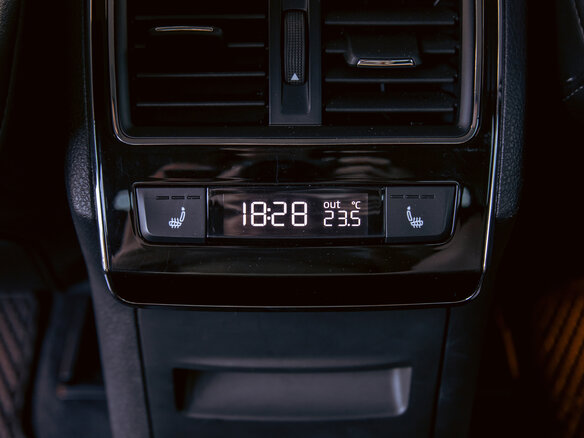 2017 Skoda Superb III, серый, 1595000 рублей - вид 15