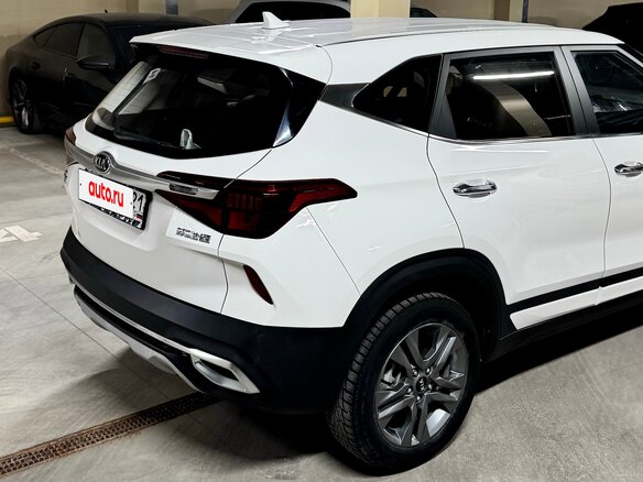 2020 Kia KX3, белый - вид 7