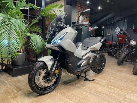 2026 Honda X-ADV, серый, 1850000 рублей, вид 2