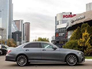2017 Mercedes-Benz E-Класс 200 V (W213, S213, C238), серебристый, 2538000 рублей, вид 3