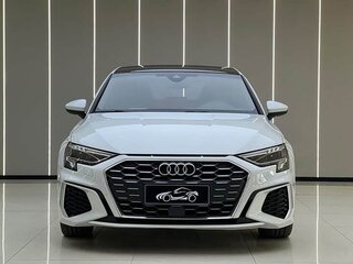2022 Audi A3 Sportback 35 TFSI IV (8Y), белый, 1650000 рублей, вид 2
