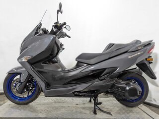 2017 Suzuki Burgman (SkyWave) 400, серый, 639000 рублей, вид 3