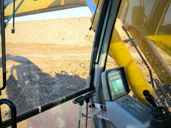 2011 Liebherr R914, 5900000 рублей - вид 3