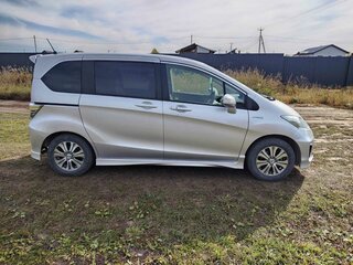 2012 Honda Freed I Рестайлинг, серый, 1007000 рублей, вид 4
