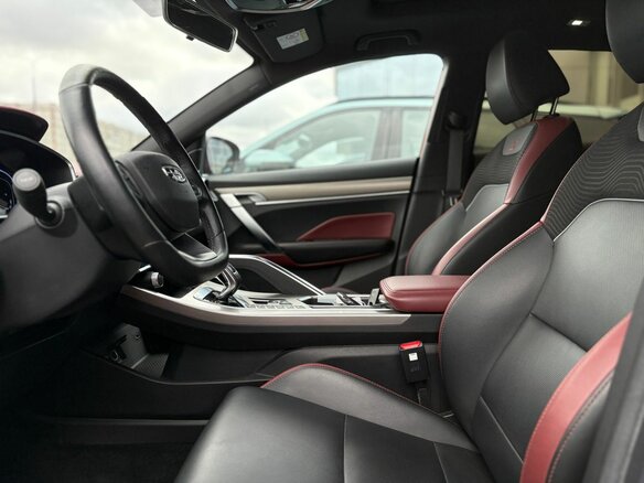 2020 Geely Coolray I, оранжевый, 1660000 рублей - вид 9