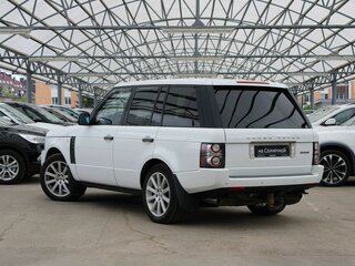 2010 Land Rover Range Rover Supercharged III Рестайлинг 2, белый, 1840000 рублей, вид 3