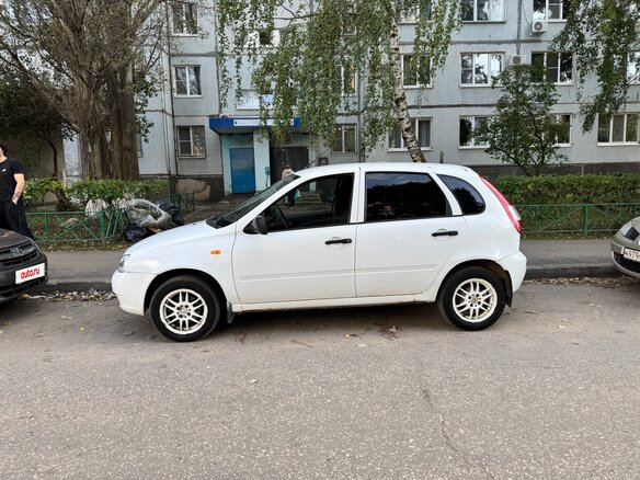 2012 Lada (ВАЗ) Kalina I, белый, 200000 рублей - вид 4