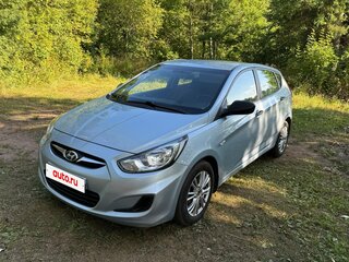 2011 Hyundai Solaris I, серебристый, 500000 рублей, вид 4
