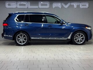 2022 BMW X7 40i I (G07), синий, 9590000 рублей, вид 4