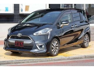 2017 Toyota Sienta II, чёрный, 950000 рублей, вид 1