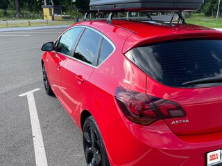 2014 Opel Astra J Рестайлинг, красный, 950000 рублей, вид 5